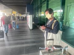 2024年5月29日（水）
ローマ・フィウミチーノ空港に定刻のAM８：２０頃に到着しました。入国審査は結構混んでいましたが、日本人は自動化ゲートを使えるのでスイスイ入国できました。空港からバスでローマ・テルミニ駅に向かいます。