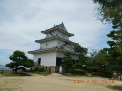 丸亀城