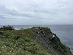 この先の先端まで以前は遊歩道が続いているのですが