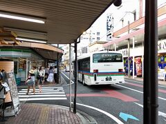 帰りのバスに乗り、熱海市内の「銀座商店街」近くで下車☆