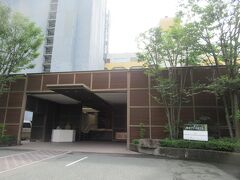 焼津駅からタクシーで
焼津グランドホテルへ