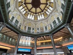 東京駅着
ここの天井のところ好き