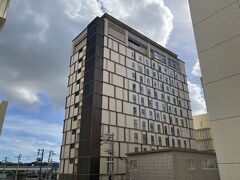 今回はホテルソリルトリニティ那覇に泊まります。