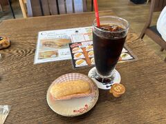 朝活の最後は「福菱 Kagerou Cafe」
生かげろうとアイスコーヒーでひと息。
サンドウィッチやトーストなどのモーニングメニューもあります。