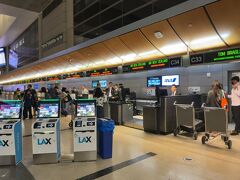 ロサンゼルス国際空港 (LAX)