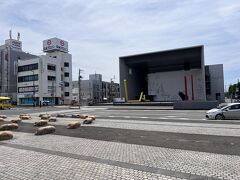 JR丸亀駅下車
南口から徒歩1分