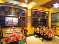 まずランチ「Bistro Remedios」
かわいらしいお店
