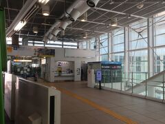 空港快速は浜松町から第3ターミナルまでノンストップで走り