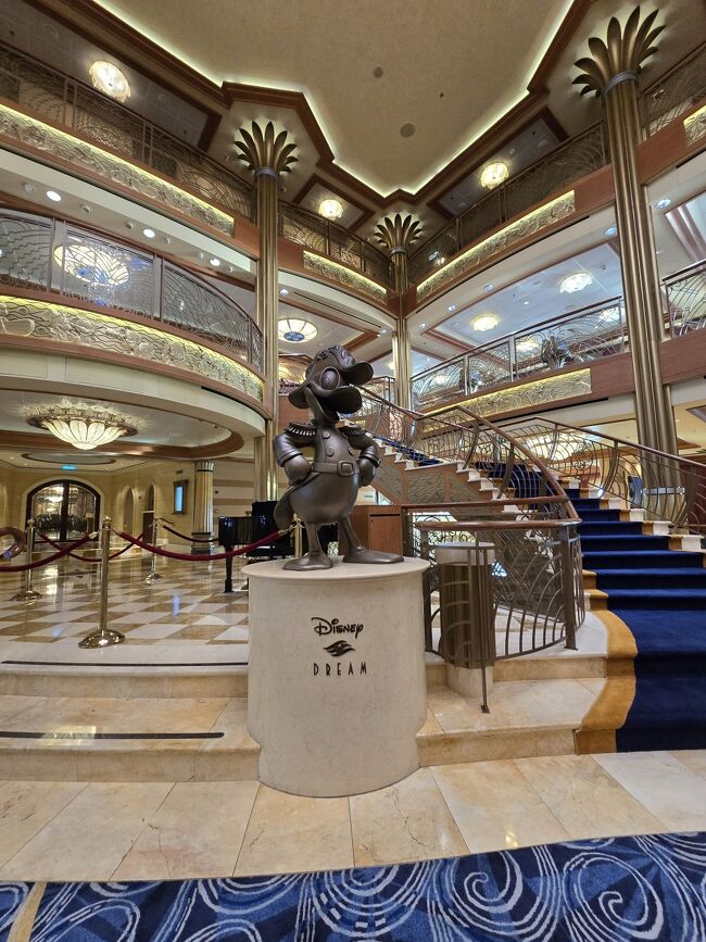 ディズニー エーゲ海に誘われて ☆いよいよ出航～DCL・動くディズニーホテル＆動くテーマパーク