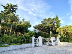宮交ボタニックガーデン青島

早い時間は正面入口はまだ開いていません