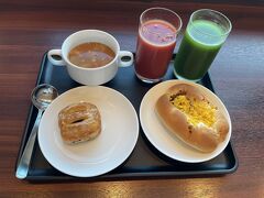 チェックインを済ませてダイヤモンド・プレミアラウンジへ。