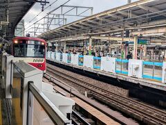 横浜駅から京浜急行で泉岳寺駅まで移動。