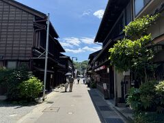 最初にやって来たのは『ひがし茶屋街』