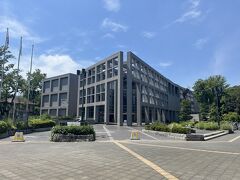 公園内にあるのが埼玉県立近代美術館。1982年に開館したのですが、建物のモダンさが公園の中でも目立ちます。モネ、シャガール、ピカソなどの海外の巨匠の作品を所蔵しているのがすごい。しかも入館料（常設展のみ、企画展は別料金）が200円というなんとも良心的な価格設定がありがたい！