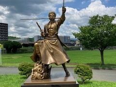 １３：４０　大津中央公園

７体目　ゾロ像