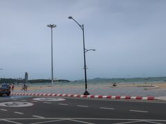 12,パタヤビーチ
Central Pattaya Rd.とビーチロード交差点。
以前は色んな展示あった、本日は何もなし。