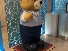 サムイ行きバンコクエアウェイズPG107便の搭乗時間までラウンジで待機。