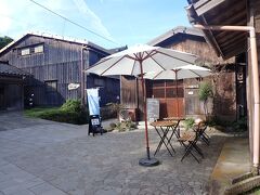 そんな街角の古民家カフェ「cafe nano」で休憩。