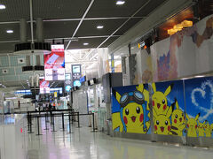 成田空港はガラガラでした。
