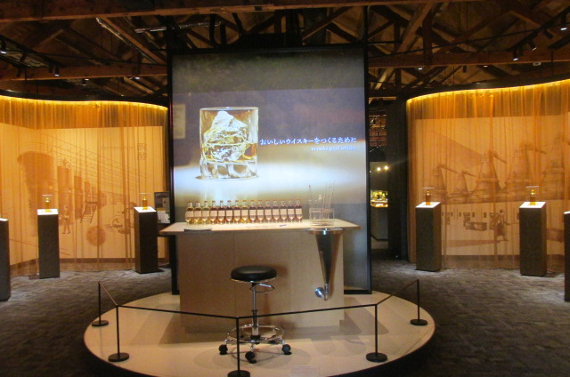 利き酒のコーナーもあり、１杯試飲する。