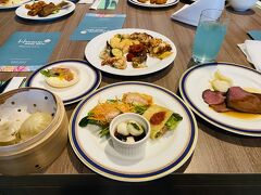 夕食は新横浜プリンスホテルのブッフェダイニング ケッヘルでハワイアンビュッフェ。
久しぶりにビュッフェに来ましたが、案の定食べ過ぎました。
たまには楽しくて良いですね。
帰りは奮発して（？）新幹線に乗ったら楽ちんでしたー。
当日は日産スタジアムでTWICEのコンサートがやっていて、2日間で14万人動員したとか！
コンサートが終わる前にさくっと帰って来られて良かったです。