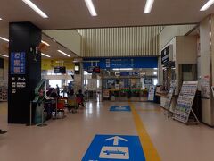 レンタカーを返却しておけさ橋を渡りターミナルへ。

時間があまりなくお土産屋さんストリートは素通り。