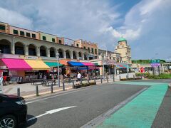 静岡市街を抜け新静岡インターから新東名を30分程走り、駿河湾沼津SAにやって来ました。