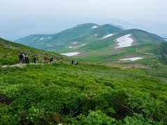 尾根コースと合流後に振り返った景色。