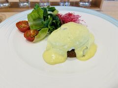 鯛ベーコンのエッグベネディクト◎

ツイン以上のお部屋は
ミシュランキーに登録されたそうな。

次回もまた泊まってみたいな。