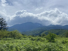 乗鞍岳です♪
雲はかかってますが稜線は見えてました。