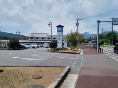 駅から徒歩１～２分の道の駅関宿