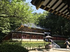 伊達政宗公の霊廟、瑞鳳殿です。戦災焼失後に再建されたものですが、豪華なつくりで目を見張ります。