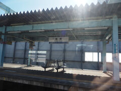 15：13
立派な高架区間をしばらく走ると最初の主要駅、海南に到着。駅前にはついこの間ルートインがオープンしました。