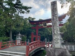 07:15 氣比神宮
赤レンガ倉庫からは1kmほど、氣比神宮到着しました。
氣比神宮の氣は旧字みたいです。