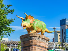 福井駅　恐竜広場