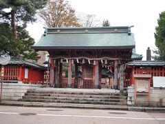 尾崎神社