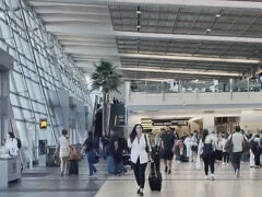 　サンディエゴ国際空港に到着。8年前の研修でお世話になったご家族がありがたくもお出迎えくださり、感動の再会！