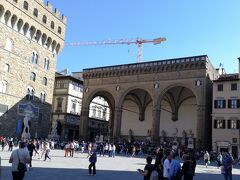 ○シニョリーア広場 Piazza della Signoria

シニョリーア広場は11年前にも当然訪れているが、さすがにここを省略するのはもったいない。
しかも、ホテルから約200メートルしか離れていない。