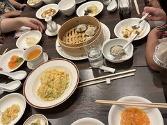 　お昼は次女一家と合流して中華。みんなはこのあと河川プールに遊びに行くらしいです。さて、これから何をしようかな？