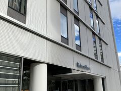 アンナガーデンでドライフルーツだけ買って、早々に福島駅西口へ。

名古屋在住の息子が東海道新幹線と東北新幹線を乗り継いで福島駅に到着し、合流。
そのまま実家のお墓参りに行き、実家にも顔を出して久しぶりの時間を過ごした。

夕方、いつものリッチモンドホテル福島駅前にチェックイン。
駐車場は隣にあるが、専用の駐車場ではなく提携駐車場なので、いつも空きがあるかドキドキする。