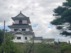 さて、ドラクエウォークのお土産をもらいに白石城へ。
片倉小十郎ー！！