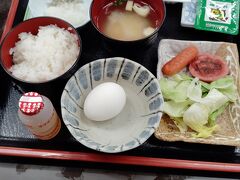 2日目。朝食。
セット。