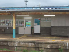 17:06「府屋駅」、新潟県最後の駅。