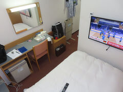 空きがあってよかった。すぐ近くにコンビニもあって、とりあえずほっとしました。羽越本線は明朝始発から運転見合わせ決定。どうやって秋田に入るか。とりあえず陸羽西線代行バスで「新庄駅」まで行くことだけ決めてこの日は就寝。

２日目につづく・・・