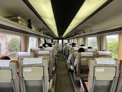 結構混んでいる。