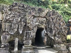 続いて、ゴア　ガジャへ。
昔は修行の場としても使われていたとか。
