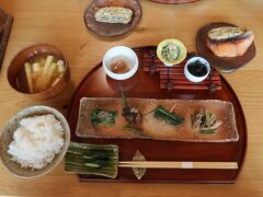 朝食全景。