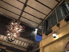 夜ごはんは、イタリアン。
予約をしてなかったのですが、何とか最後の一席に滑り込めました。