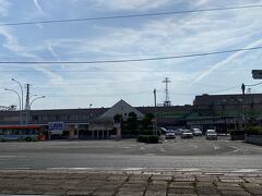 ＪＲ松山駅→電車で大街道へ。