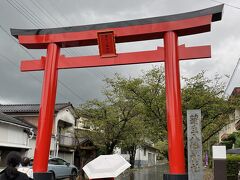 　2024年8月19日(月)旅行1日目の続き
　次は蒲生(かもう)交流館にて下車、蒲生八幡神社にて参拝します。